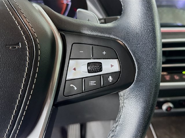Used 2023 Dark Graphite Metallic BMW sDrive40i image 11