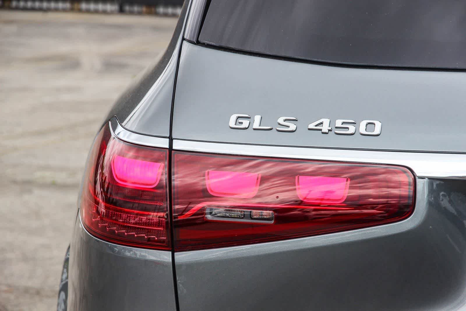 New 2026 Selenite Grey Metallic Mercedes-Benz GLS 450 image 7