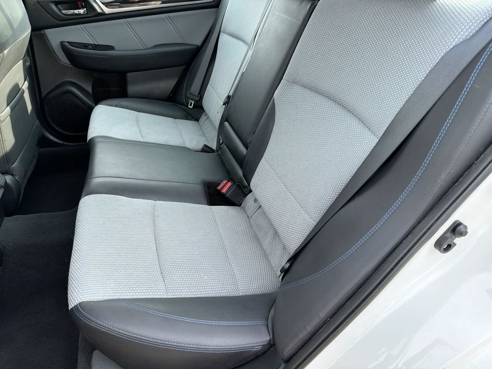 Used 2018 White Subaru Sport image 21