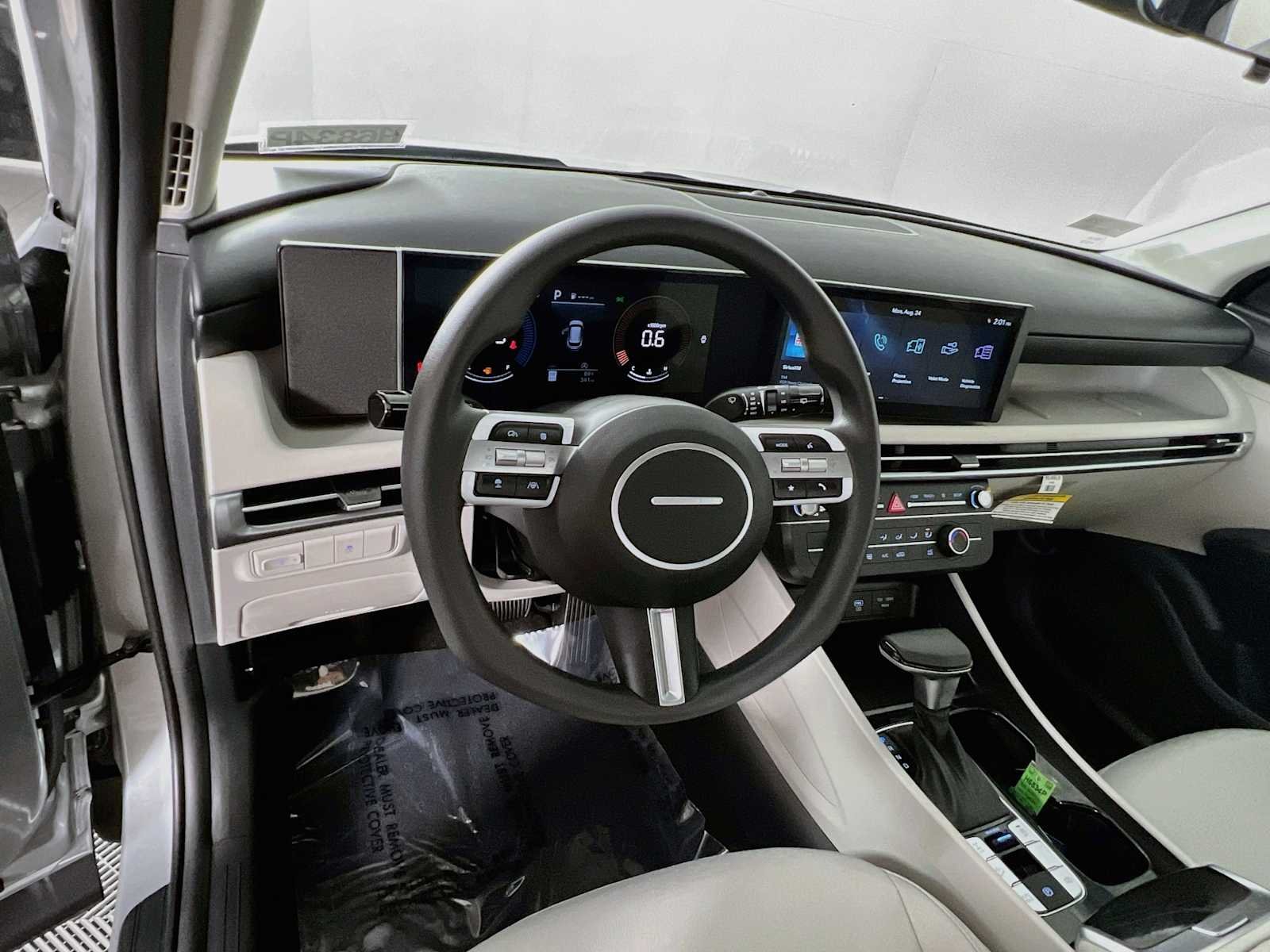 Used 2026 Shimmering Silver Hyundai SE image 11