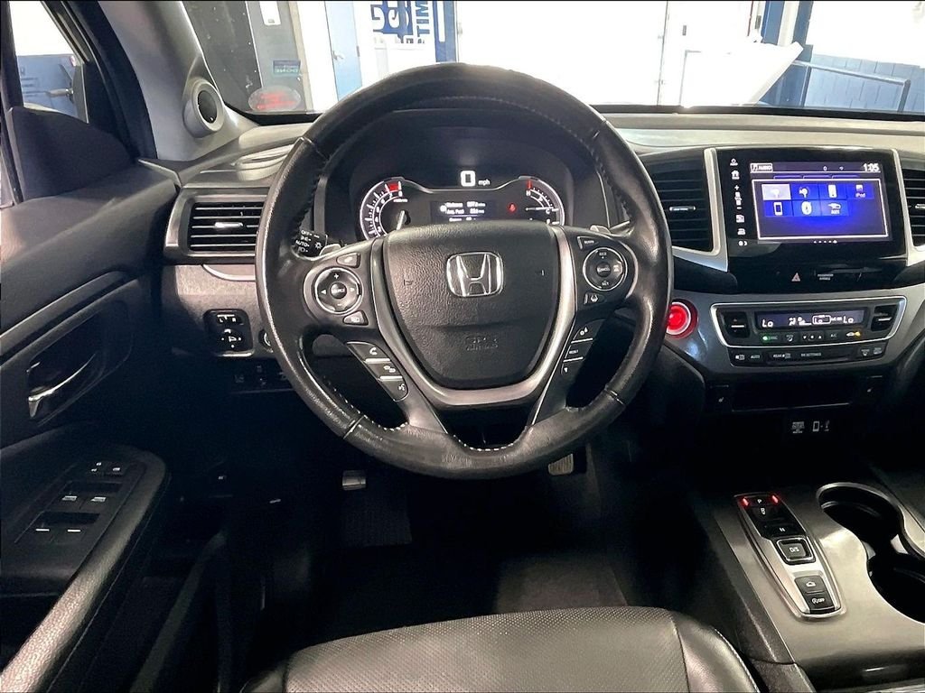 Used 2020 Brown Honda RTL image 17