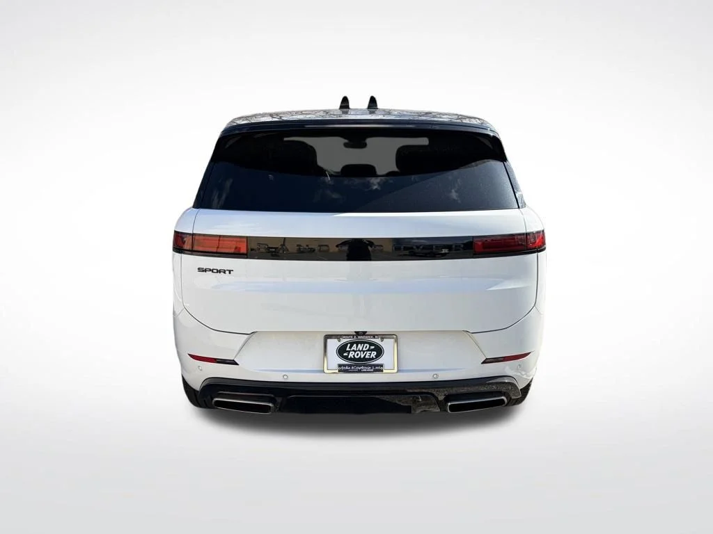 Used 2024 White Land Rover Dynamic SE image 7