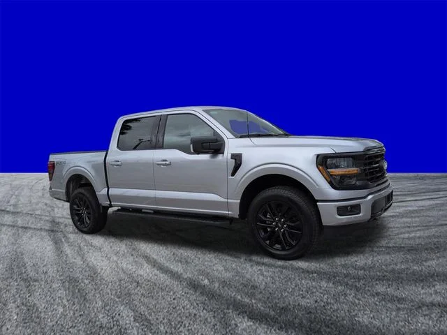 New 2026 Iconic Silver Metallic Ford XLT image 2