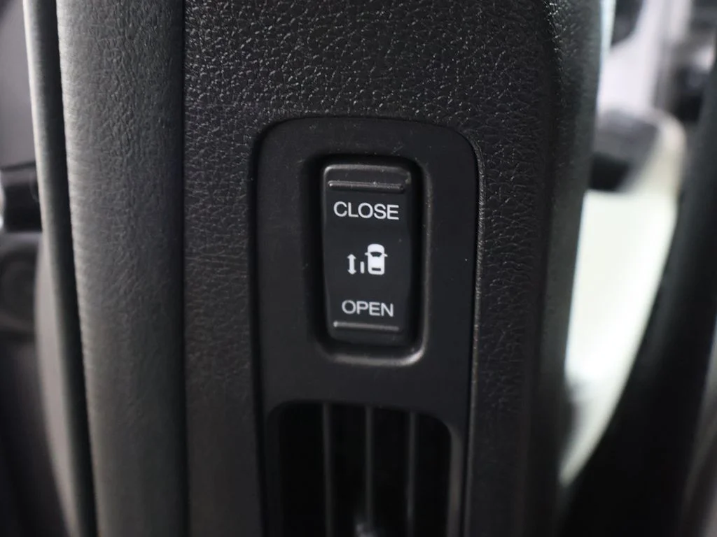 Used 2023 Gray Honda Elite image 57