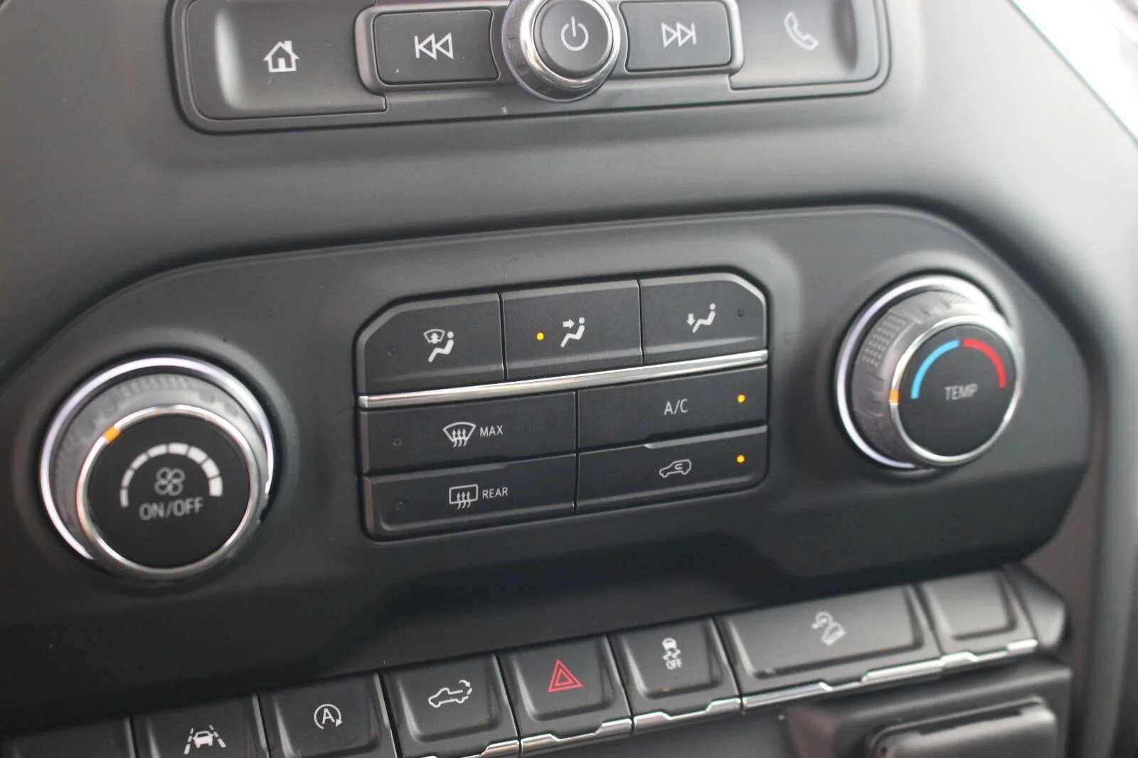 Used 2024 Summit White Chevrolet Custom Trail Boss image 26