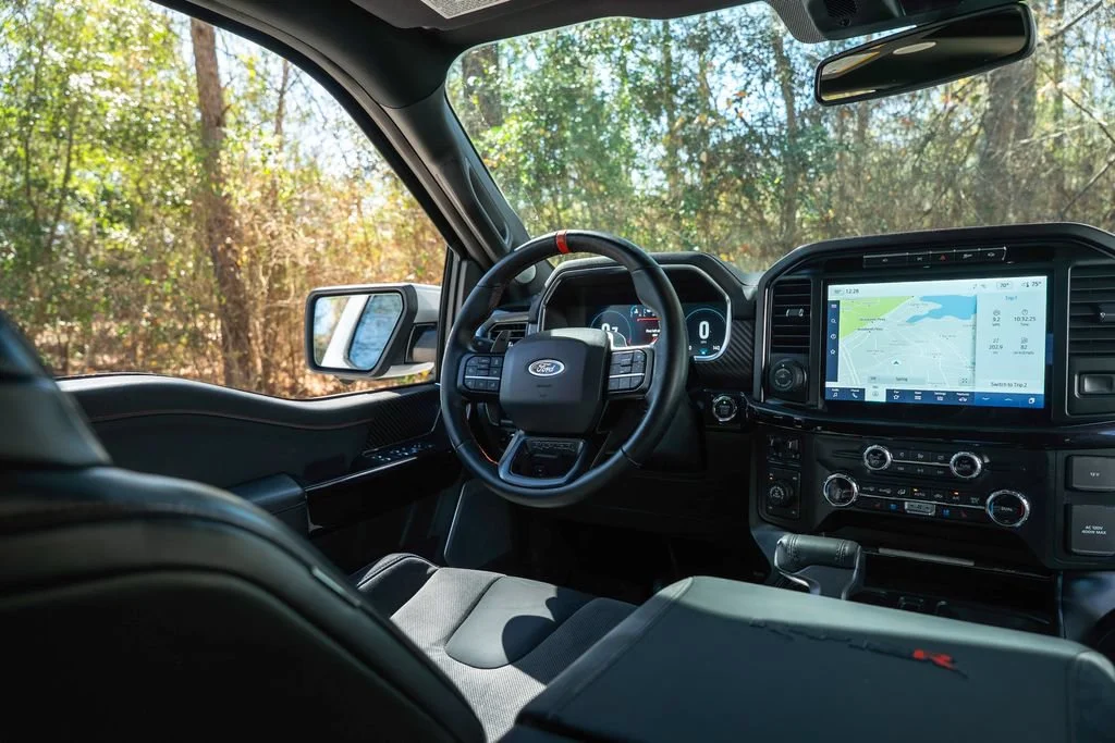 Used 2023 Gray Ford Raptor image 4
