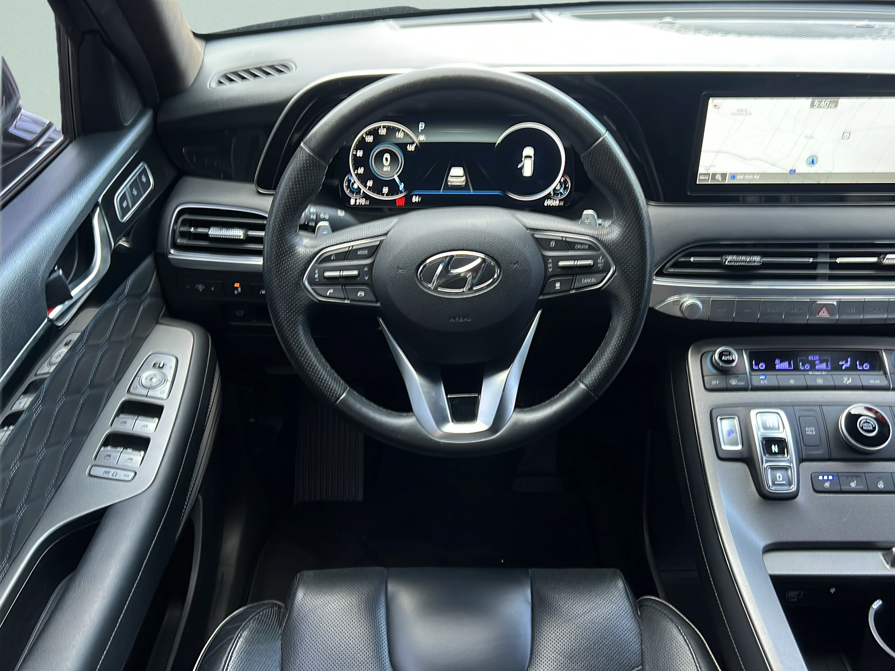 Used 2021 Rainforest Hyundai Calligraphy image 12