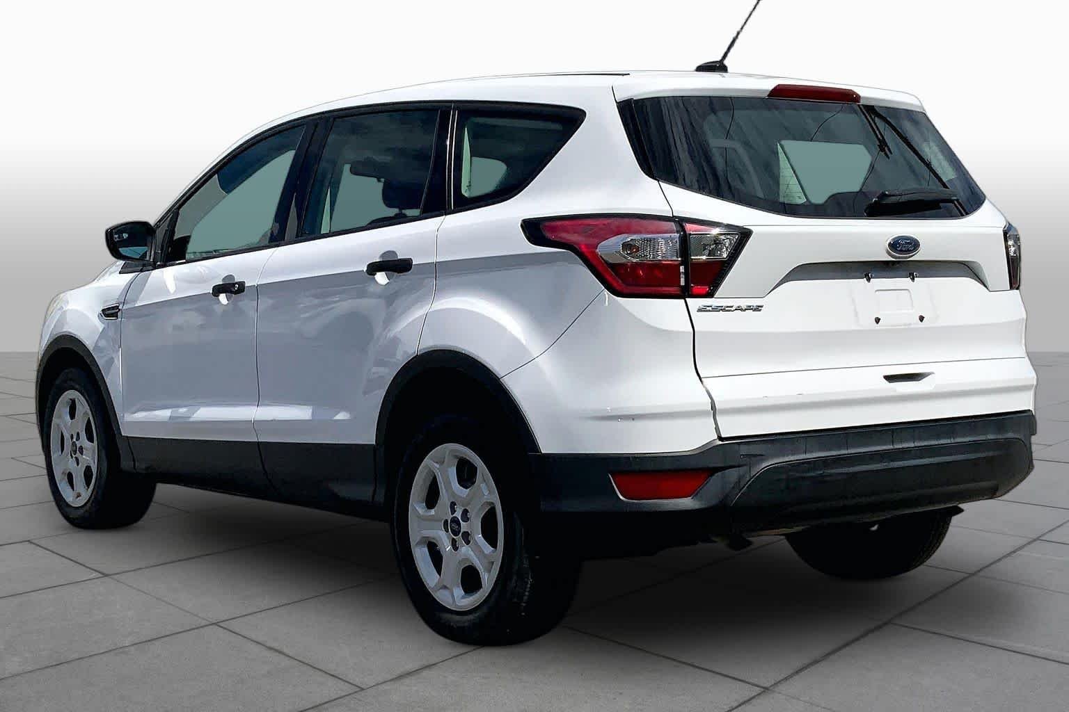 Used 2017 Oxford White Ford S image 10