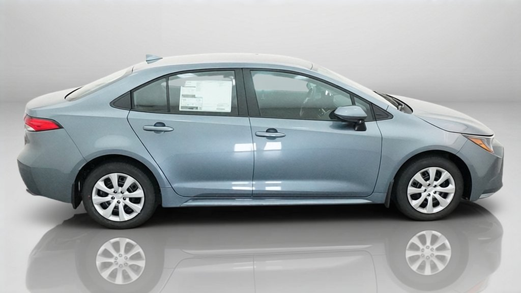 New 2027 Celestite Toyota LE image 7