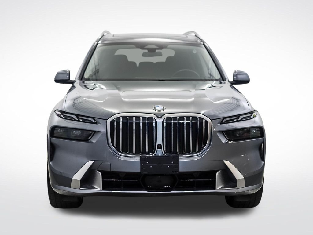 Used 2024 Gray Metallic BMW xDrive40i image 8