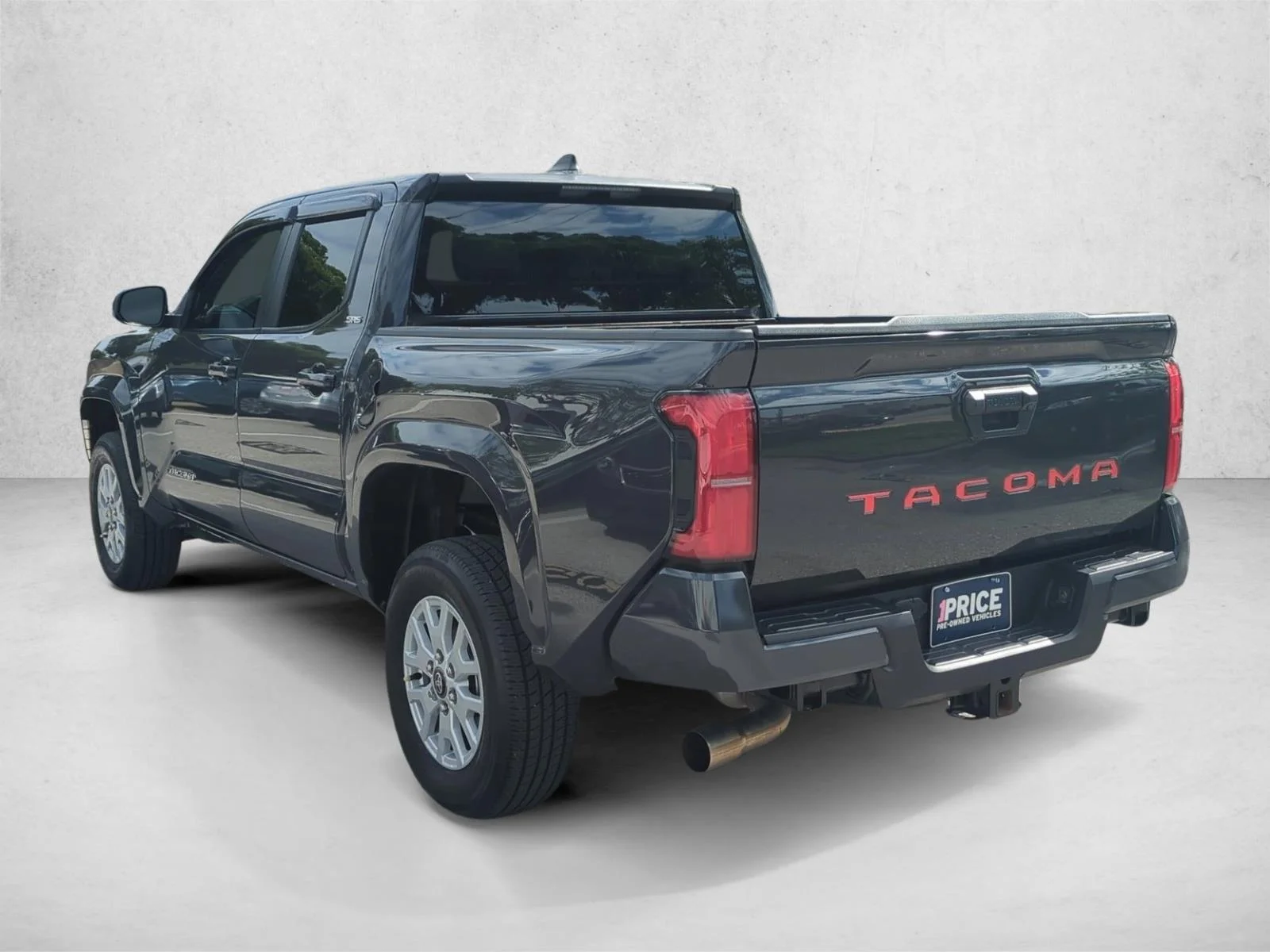 Used 2025 Underground Toyota SR5 image 7
