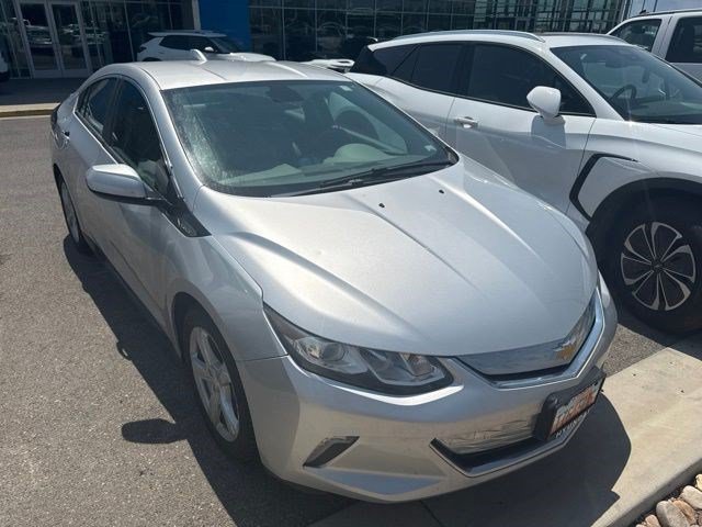 Used 2019 Silver Ice Metallic Chevrolet LT image 2