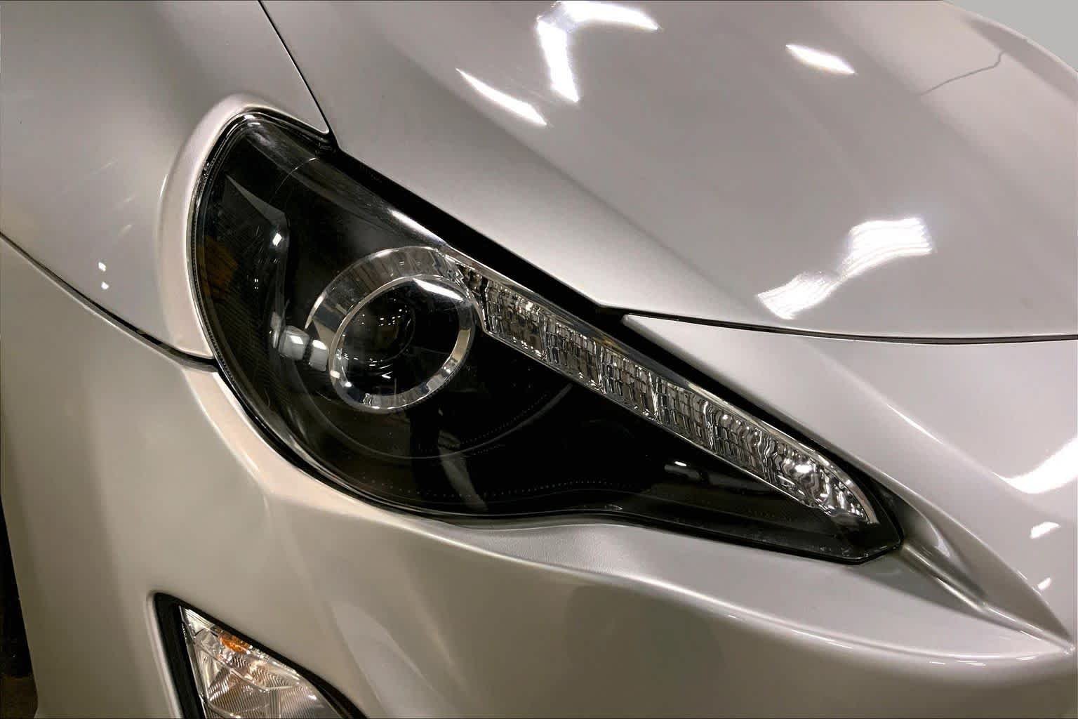 Used 2013 Argento Scion  image 23