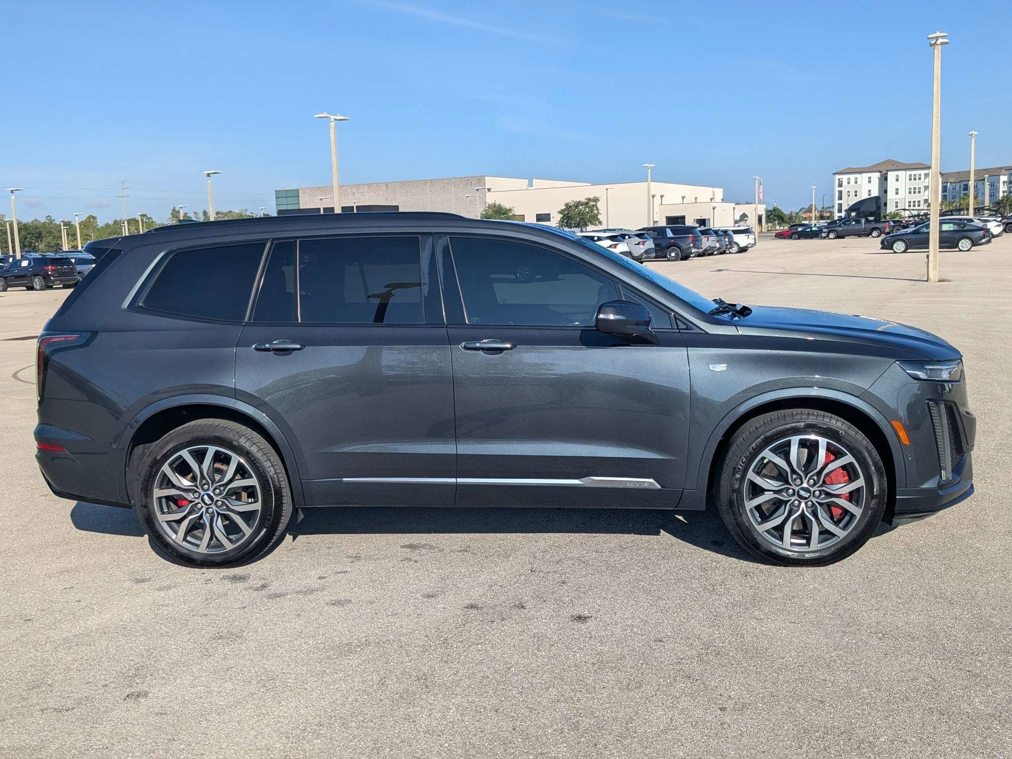 2023 Cadillac XT6 Sport - Photo 4