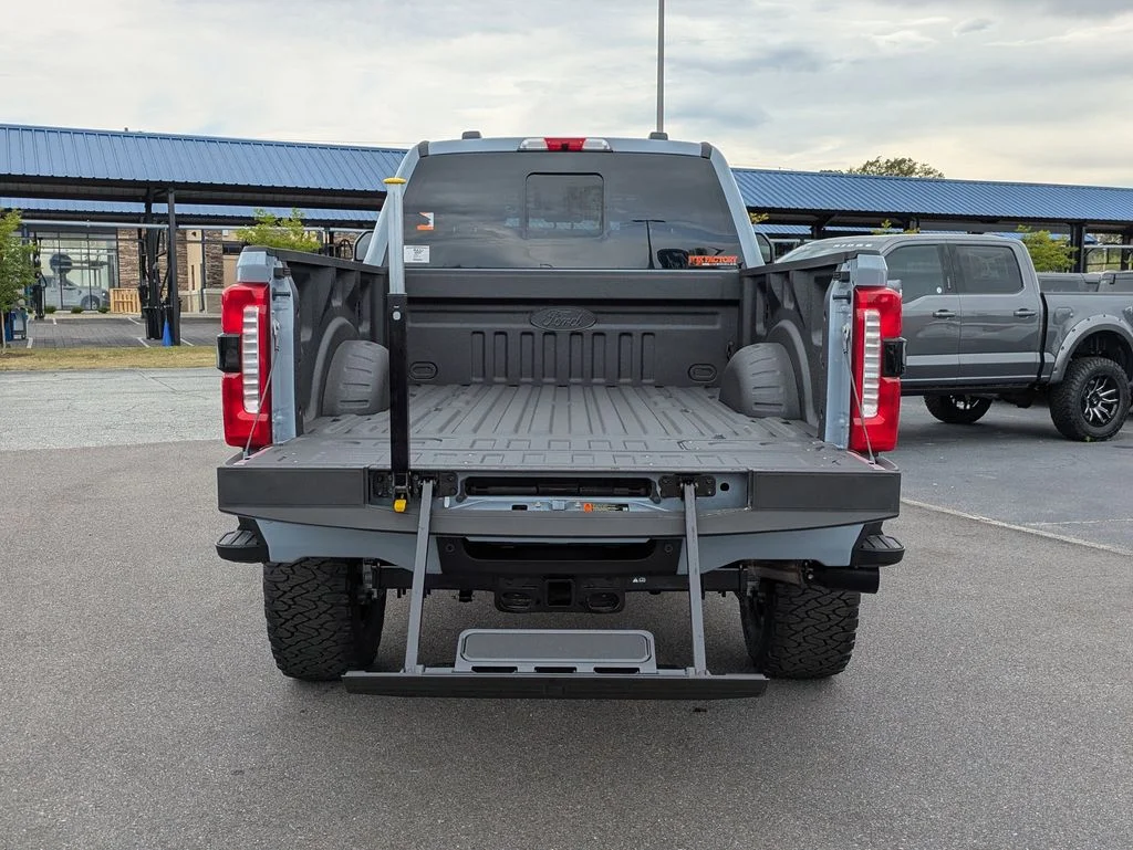 New 2026 Glacier Gray Metallic Tri-Coat Ford Lariat image 13