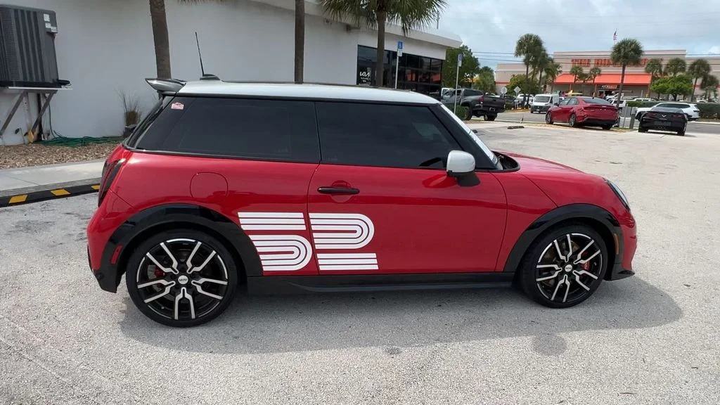 Used 2026 Red MINI Iconic image 9