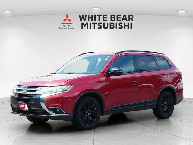 Used 2018 Mitsubishi Outlander LE with VIN JA4AZ3A36JZ023973 for sale in Inver Grove Heights, Minnesota