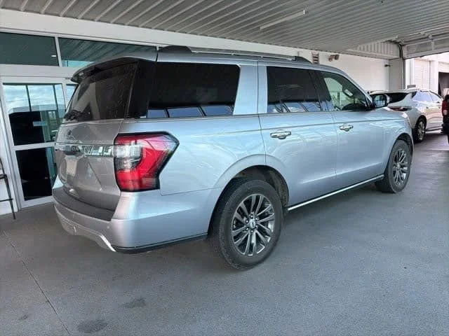 Used 2020 Iconic Silver Metallic Ford Limited image 9