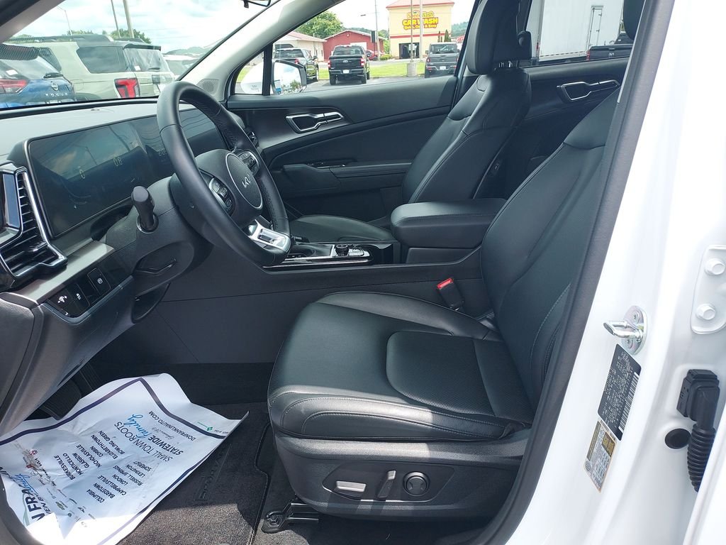 Used 2024 White Kia EX image 13