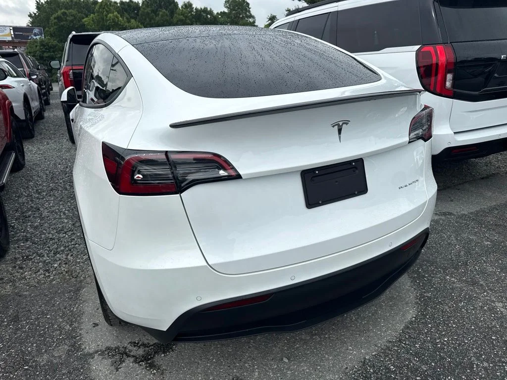 Used 2021 White Tesla Long Range image 6
