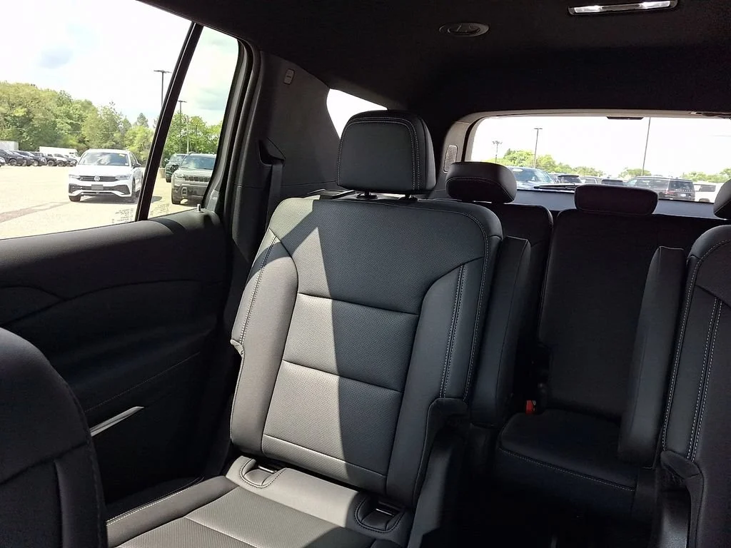 New 2027 Radiant Red Tintcoat Chevrolet LT image 13