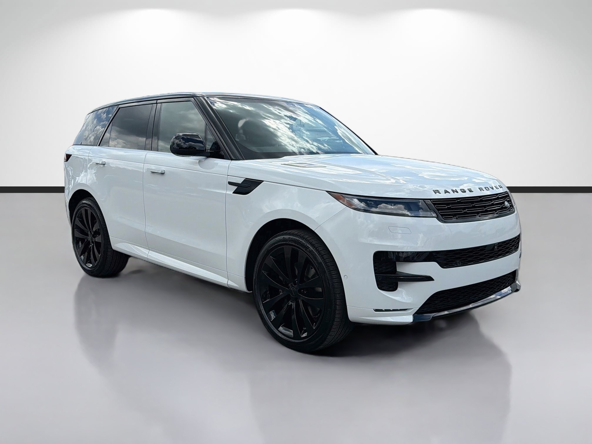 New 2027 Fuji White Land Rover Dynamic SE image 7