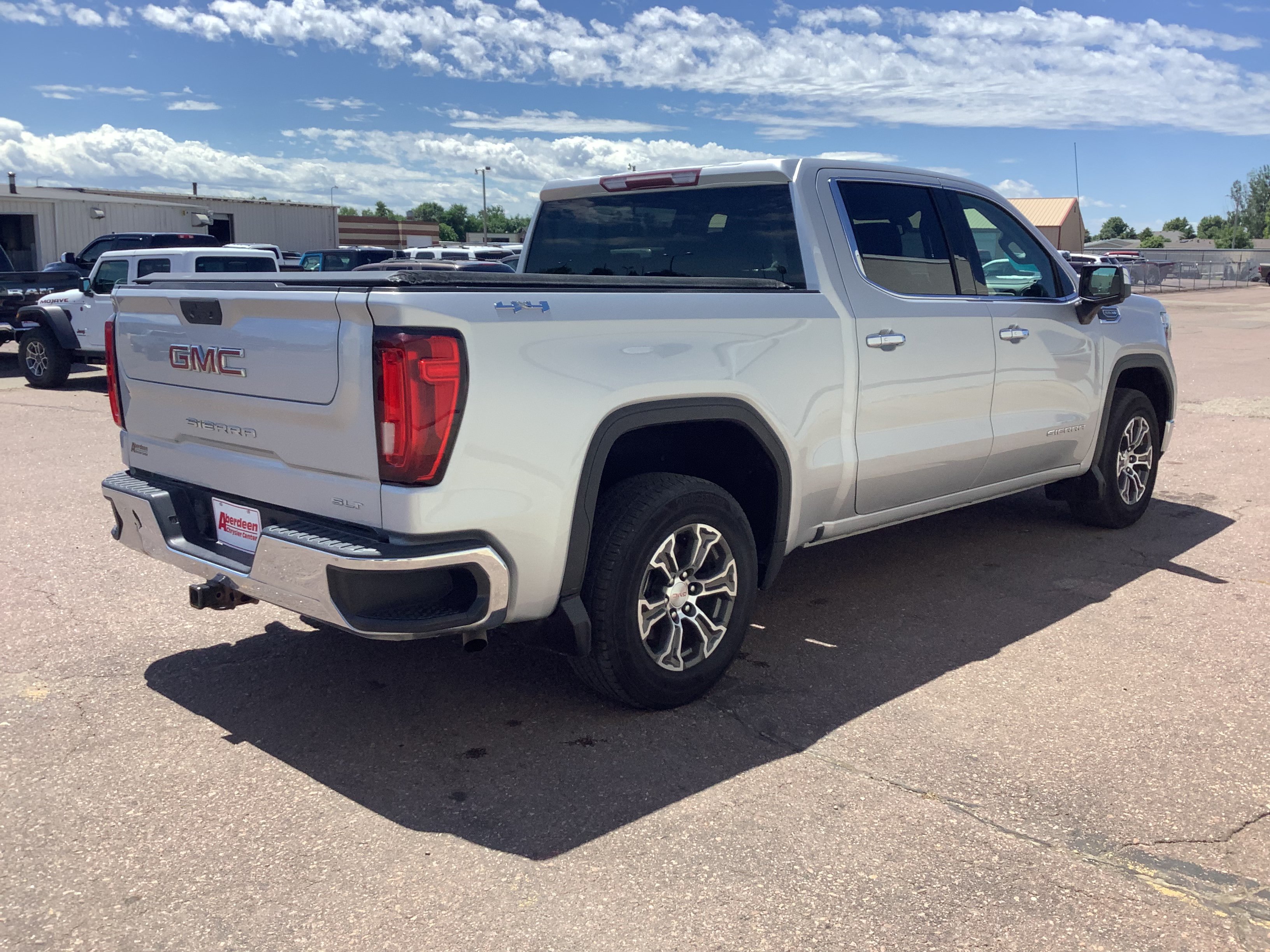 Used 2019 Silver GMC SLT image 5
