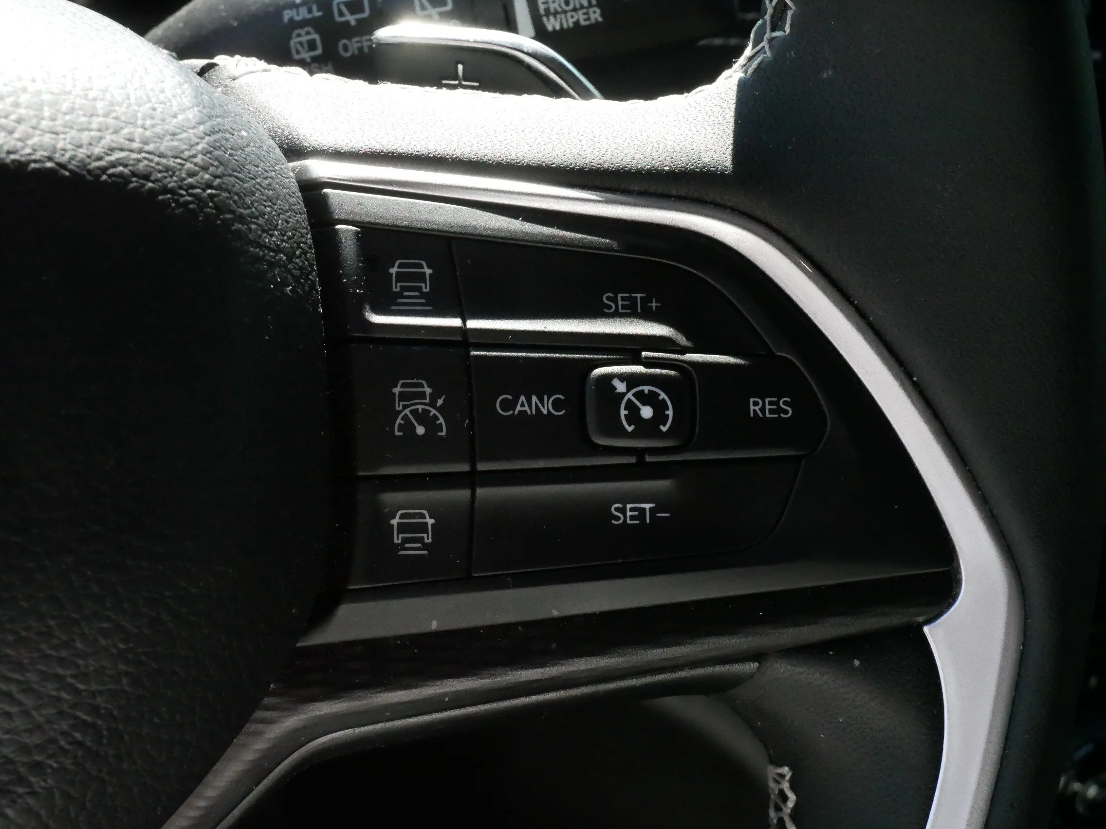 Used 2023 Bright White Clearcoat Jeep Altitude X image 26