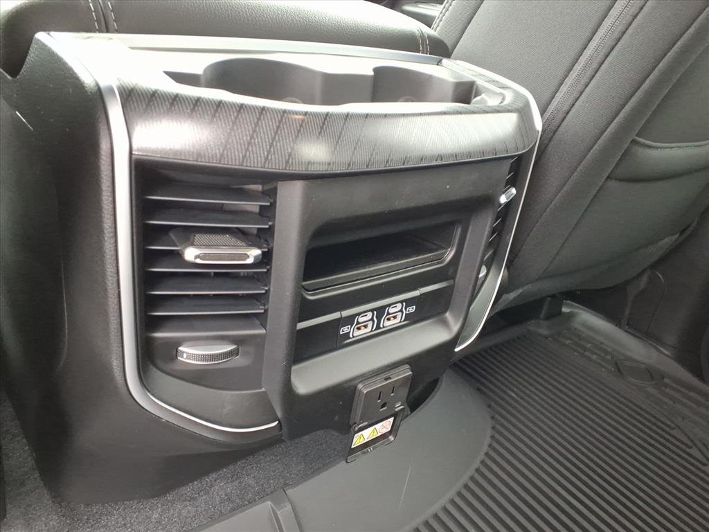 2026 Ram 1500 Big Horn photo 4