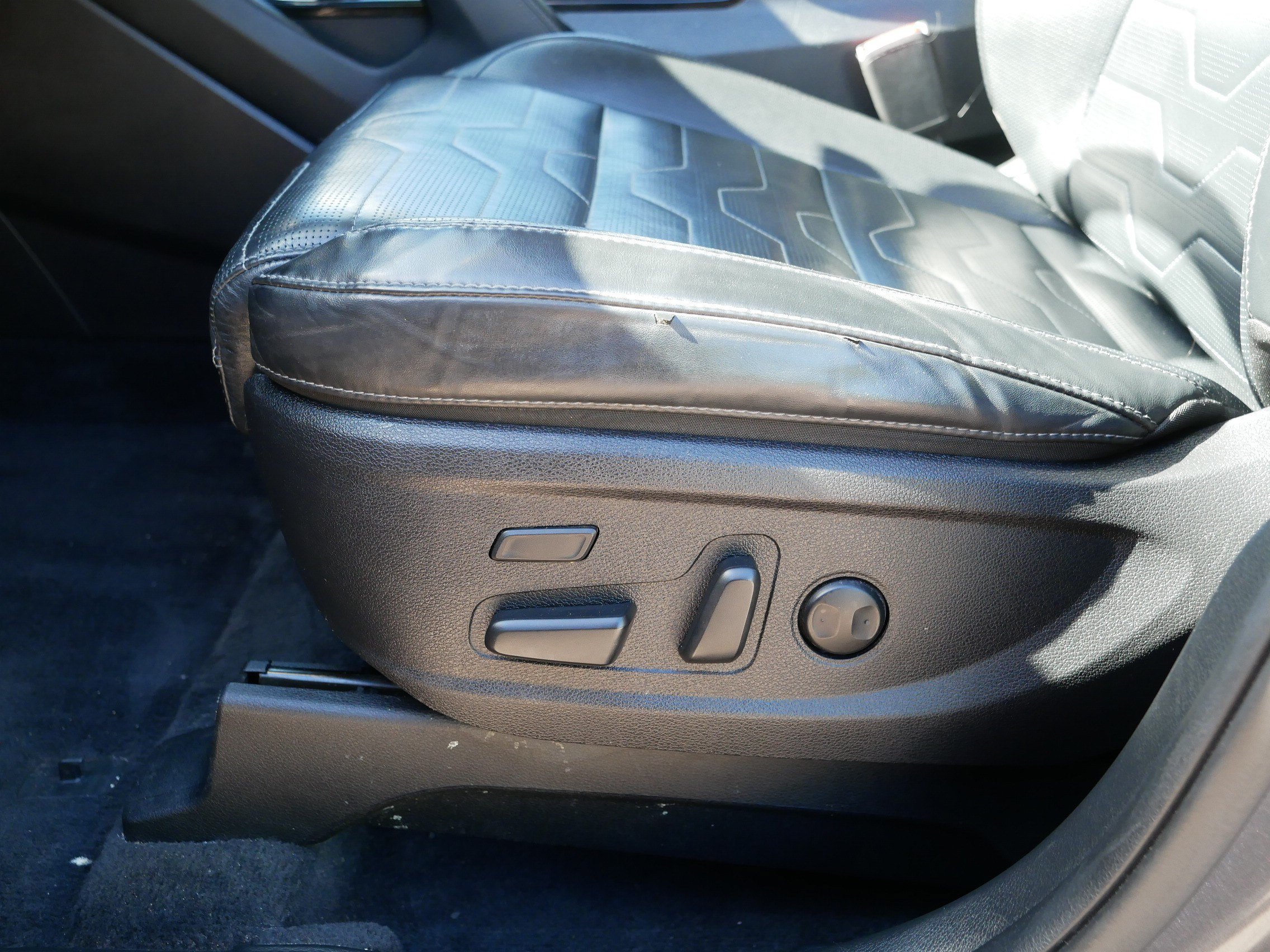 Certified Used 2022 Gravity Grey Kia SX image 20