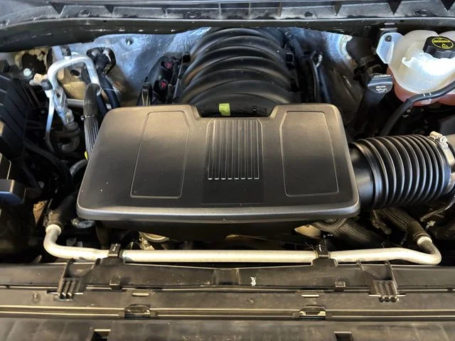 Used 2025 White Chevrolet Custom Trail Boss image 26