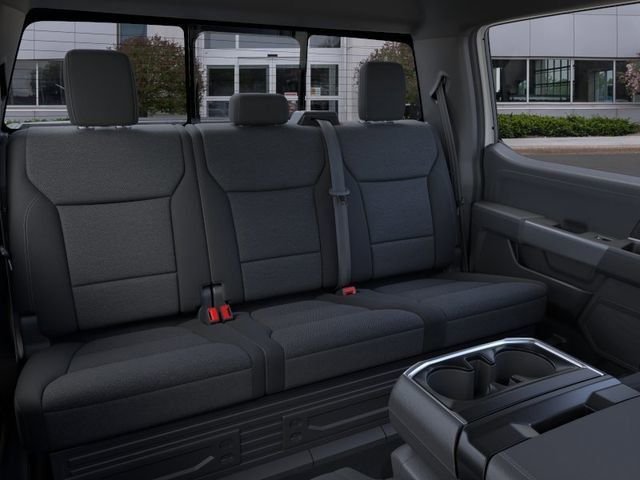 New 2026 Oxford White Ford XLT image 11