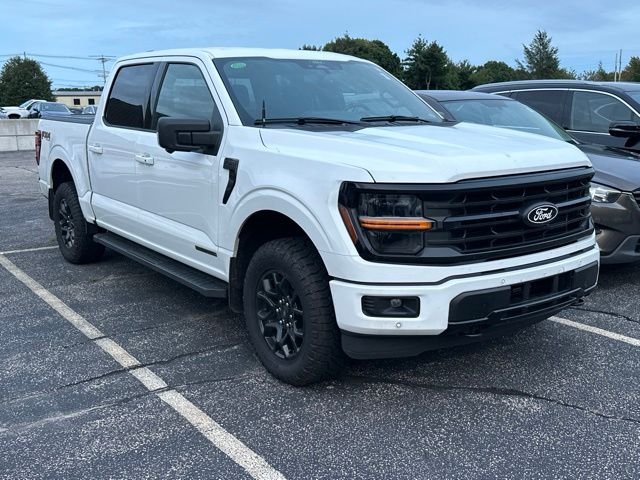 Used 2025 White Ford XLT image 1