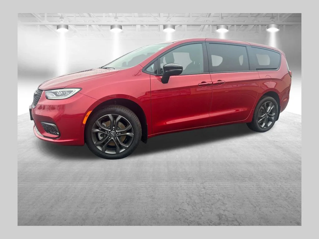 2026 Chrysler Pacifica Select AWD's photo