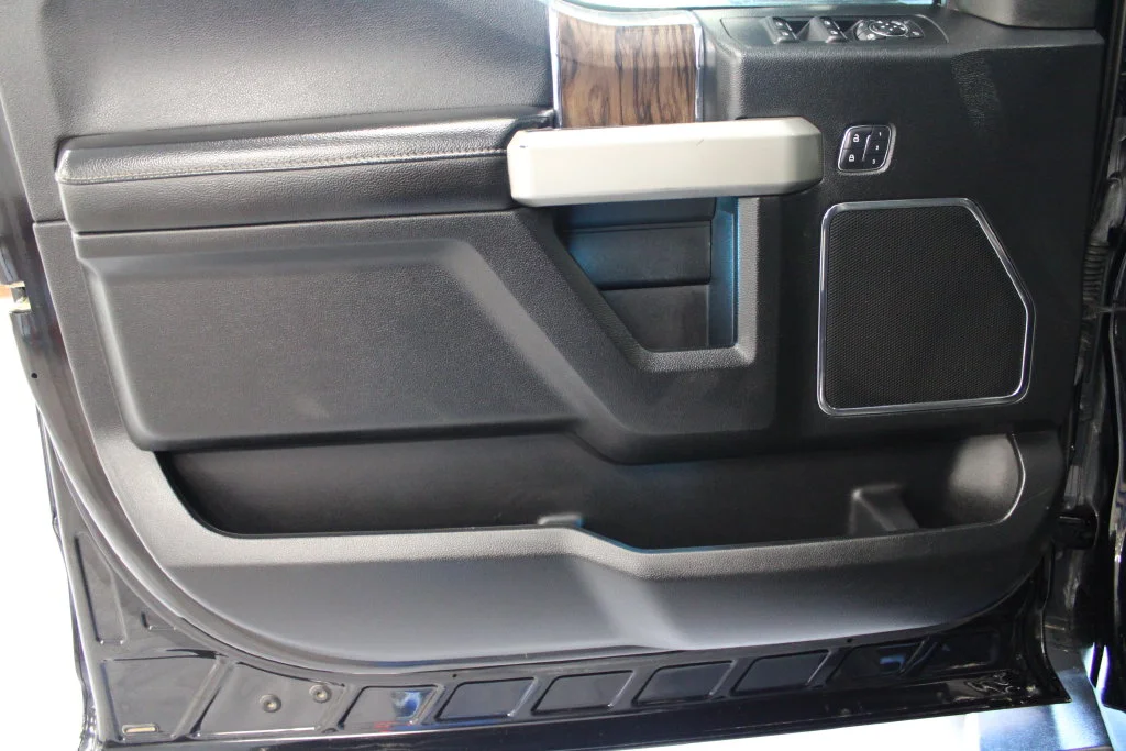 Used 2018 Shadow Black Ford Lariat image 14