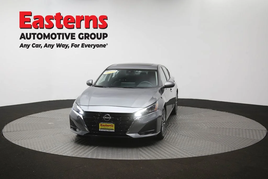 Used 2023 Gray Nissan 2.5 SV image 53