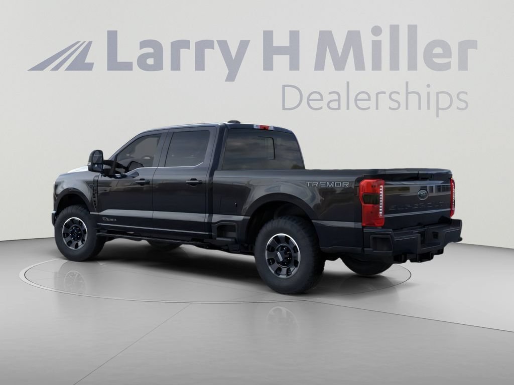 Used 2026 Agate Black Metallic Ford LARIAT image 5