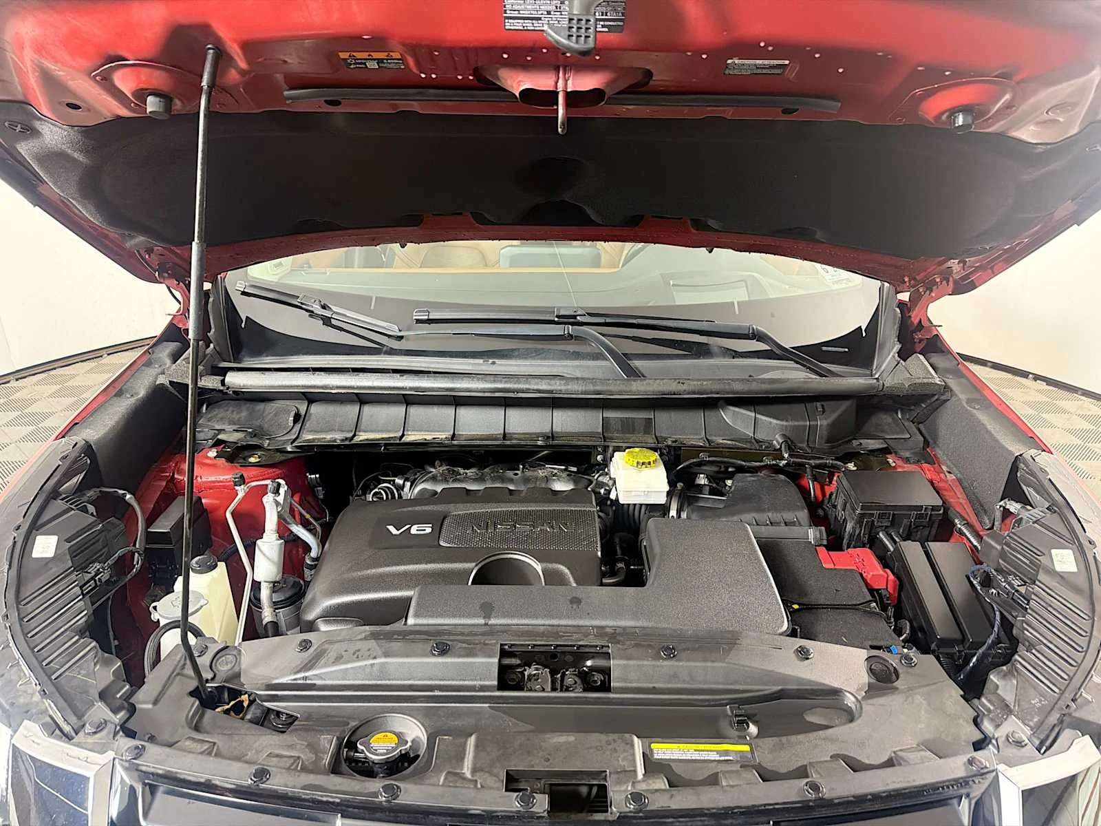 Certified Used 2022 Scarlet Ember Tintcoat Nissan Platinum image 30