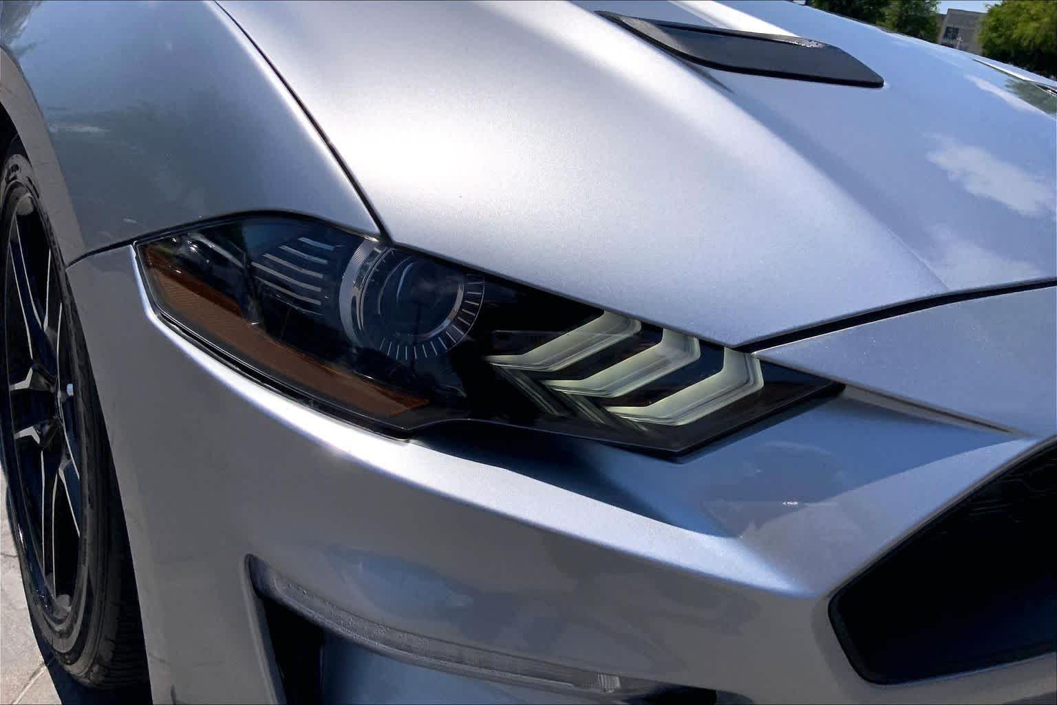 Used 2021 Iconic Silver Ford EcoBoost Premium image 23