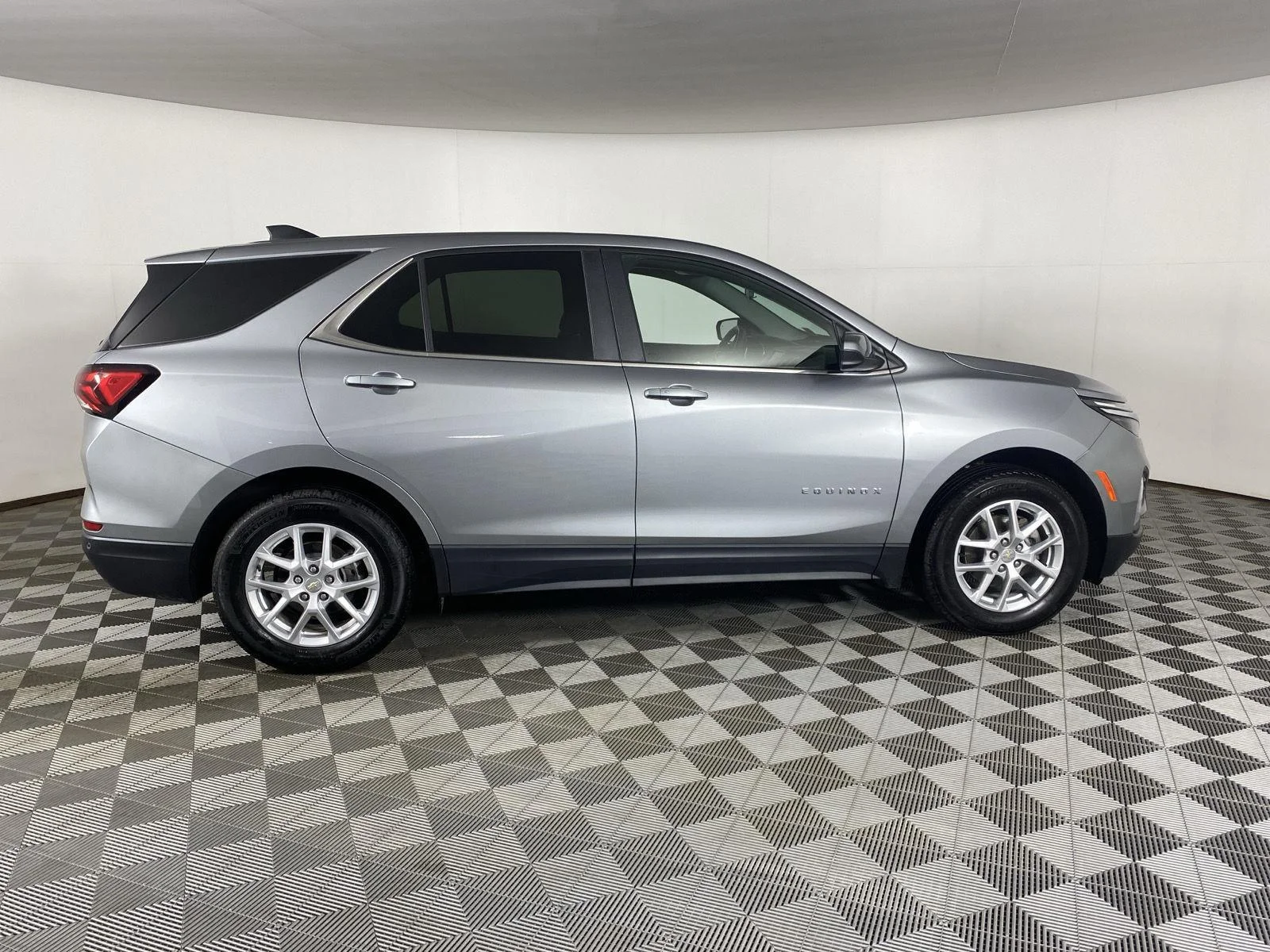 Used 2024 Sterling Gray Metallic Chevrolet LT image 8