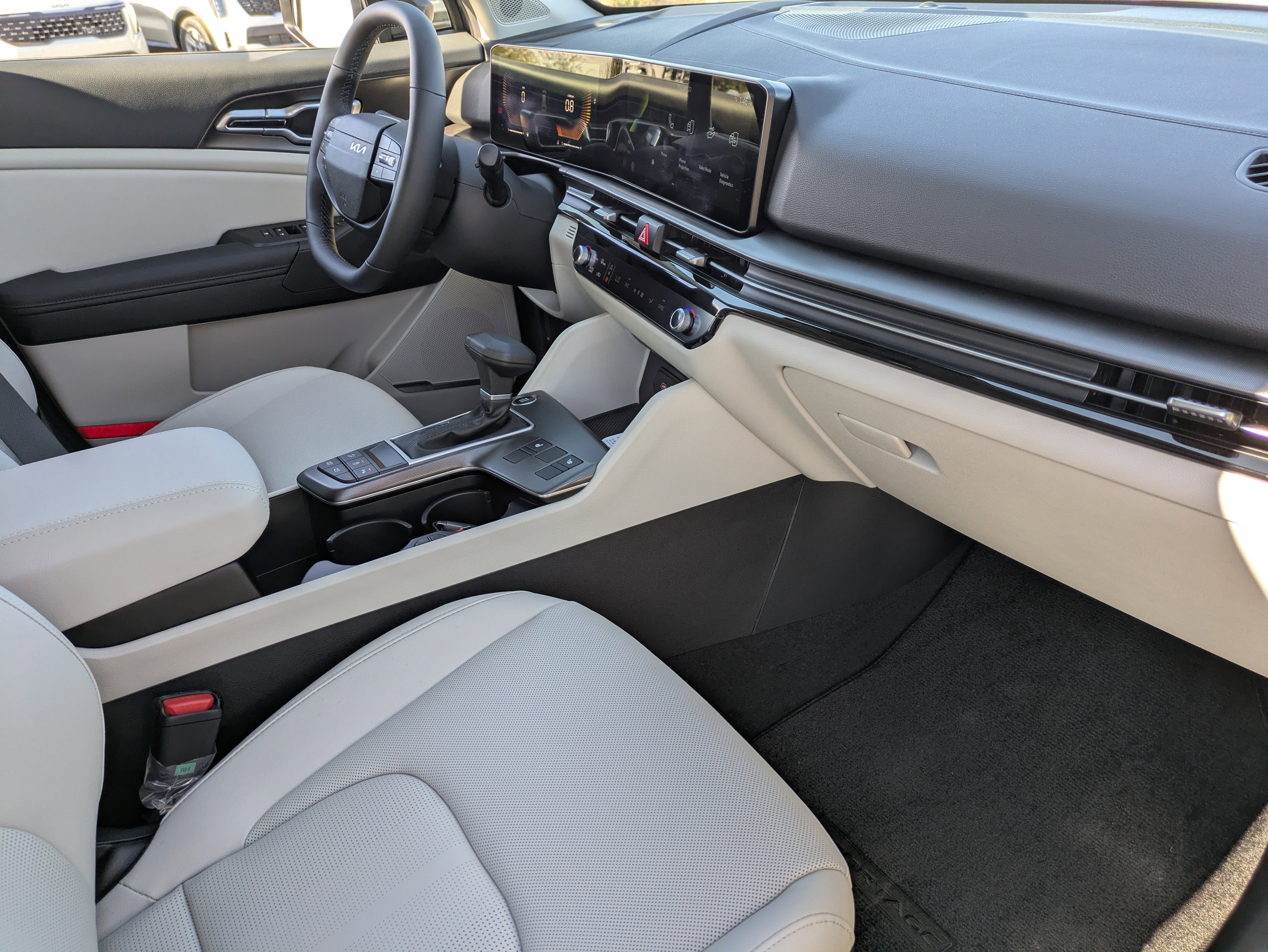 New 2026 Panthera Metal Kia EX image 13