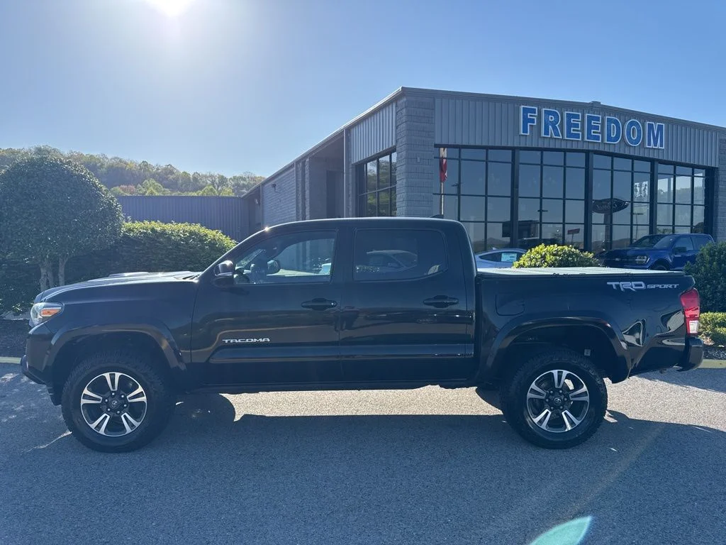 Used 2017 Toyota Tacoma TRD Sport with VIN 3TMAZ5CN4HM032103 for sale in Wise, VA