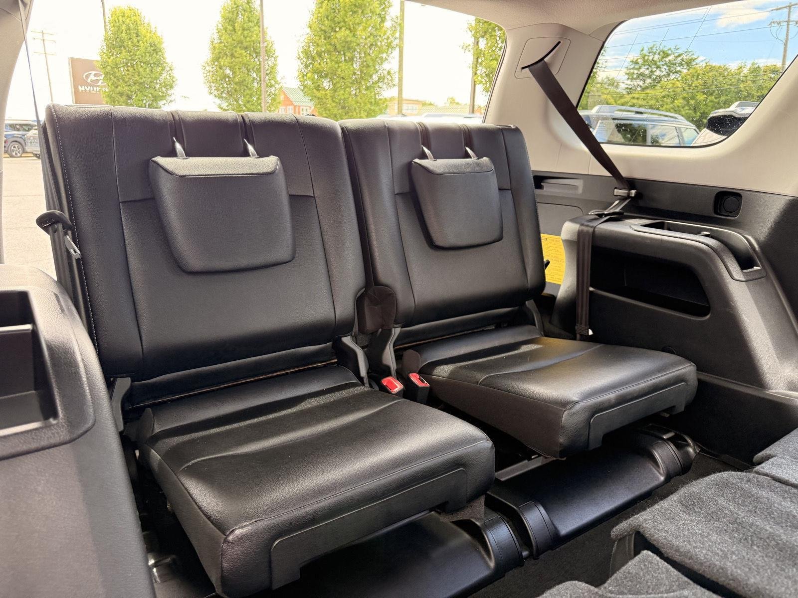 Used 2021 Midnight Black Metallic Toyota SR5 Premium image 17