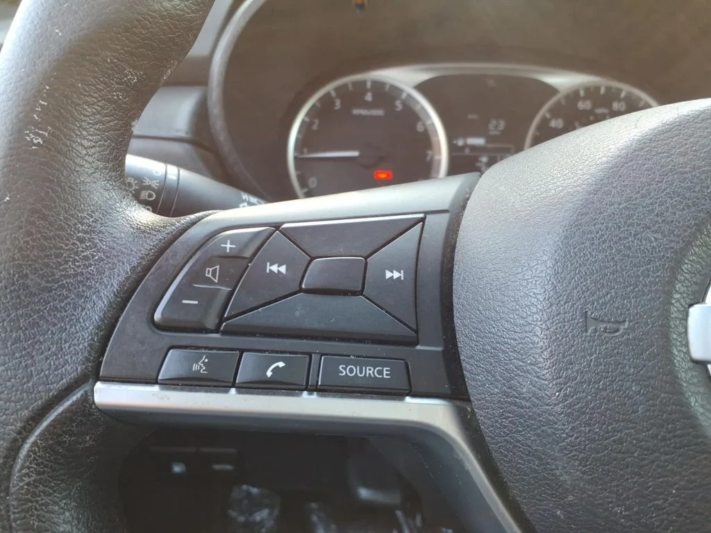 Certified Used 2020 Gray Nissan 1.6 S image 13