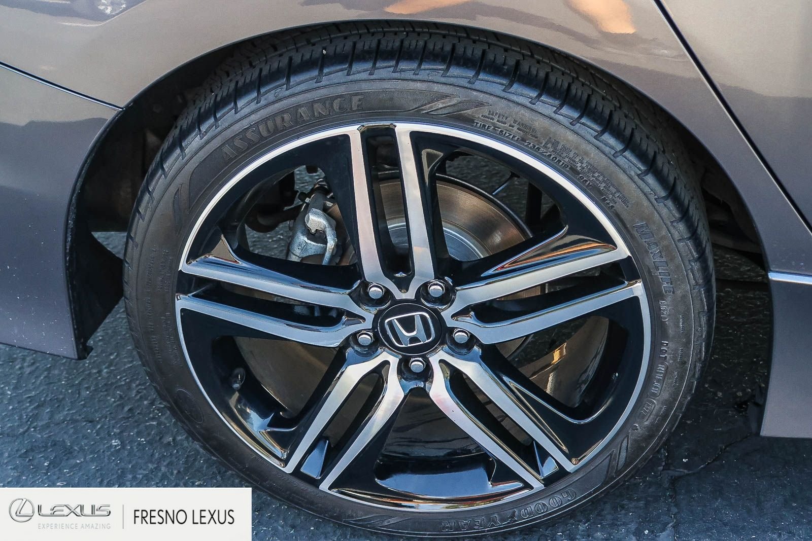 Used 2017 Gray Honda Touring image 8