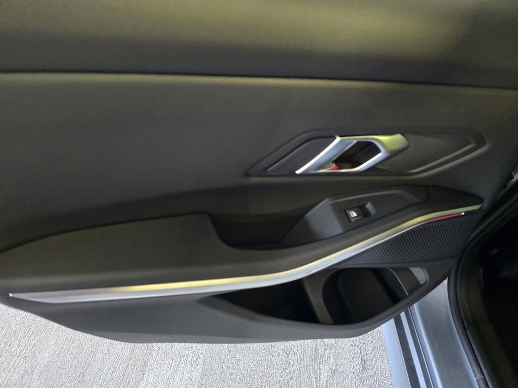 2025 BMW 3 Series 330i - Photo 13