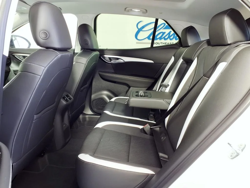 New 2026 Summit White Buick Sport Touring image 24