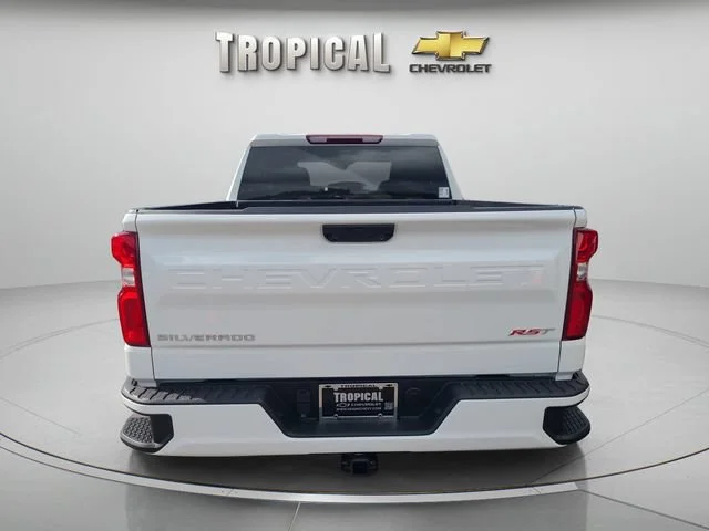 New 2026 Summit White Chevrolet RST image 4