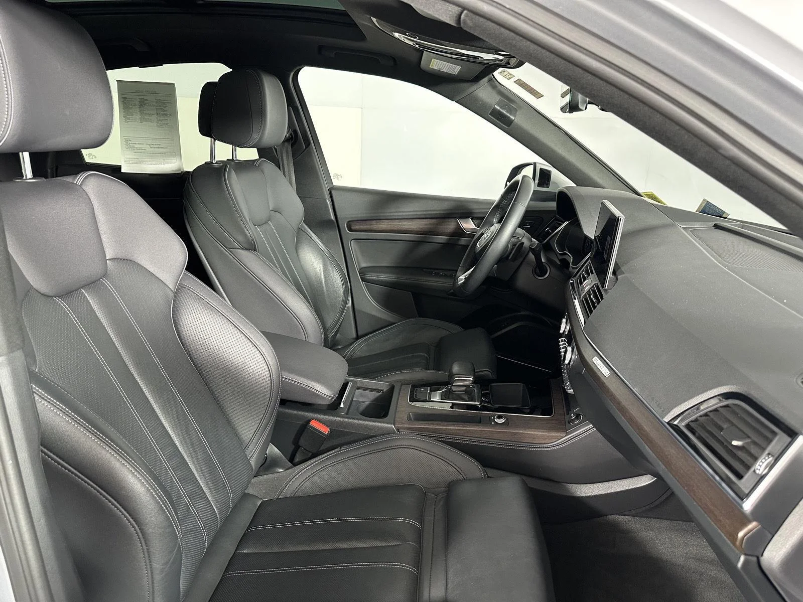 Used 2022 Florett Silver Metallic Audi S line Prestige image 30