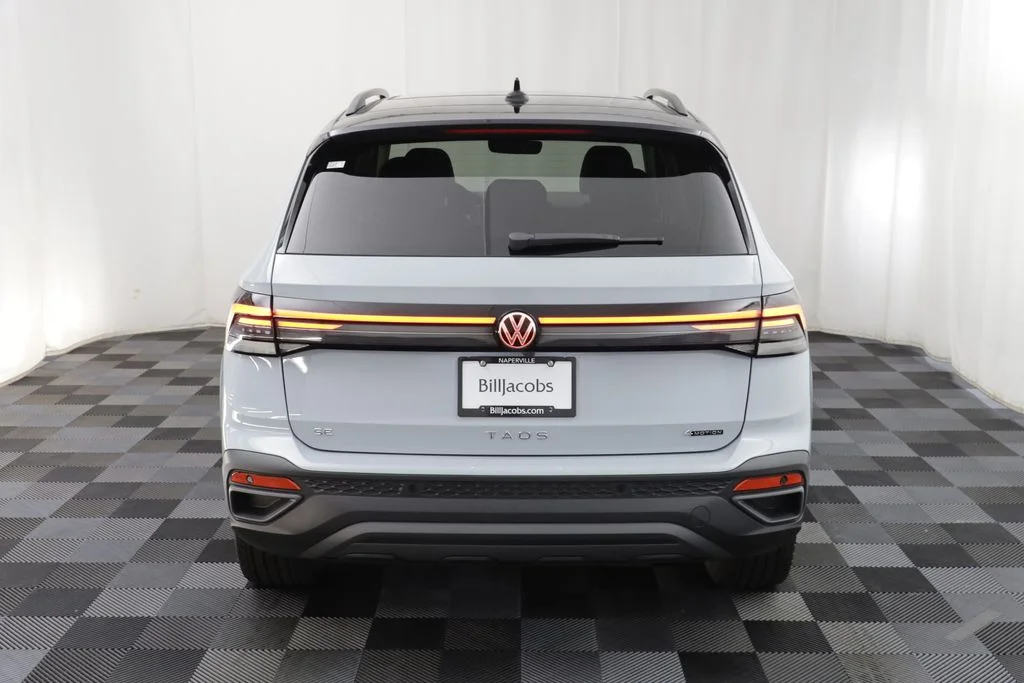 New 2026 Grey Volkswagen 1.5T SE Black image 17